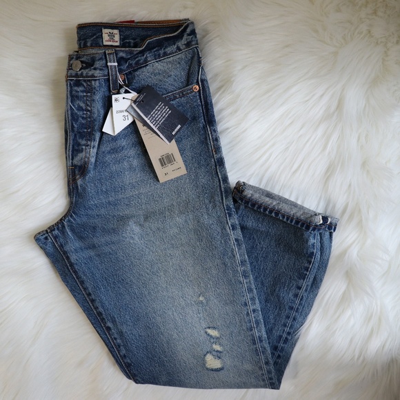 Levi's Denim - Levi’s High Rise Wedgie Cone Denim Size 31 🌸